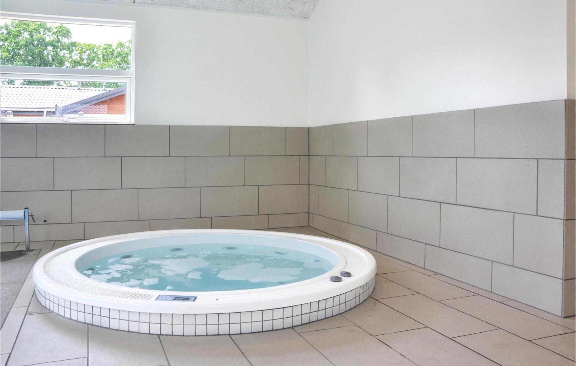 Stunning Home In Gilleleje With Sauna エクステリア 写真